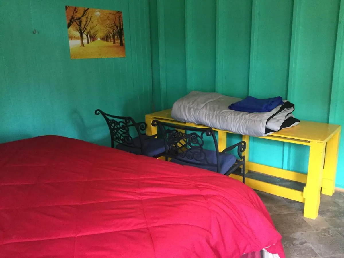 Aqua Room In Tropical Forest Between Hilo And Volcano Mountain View Guest house