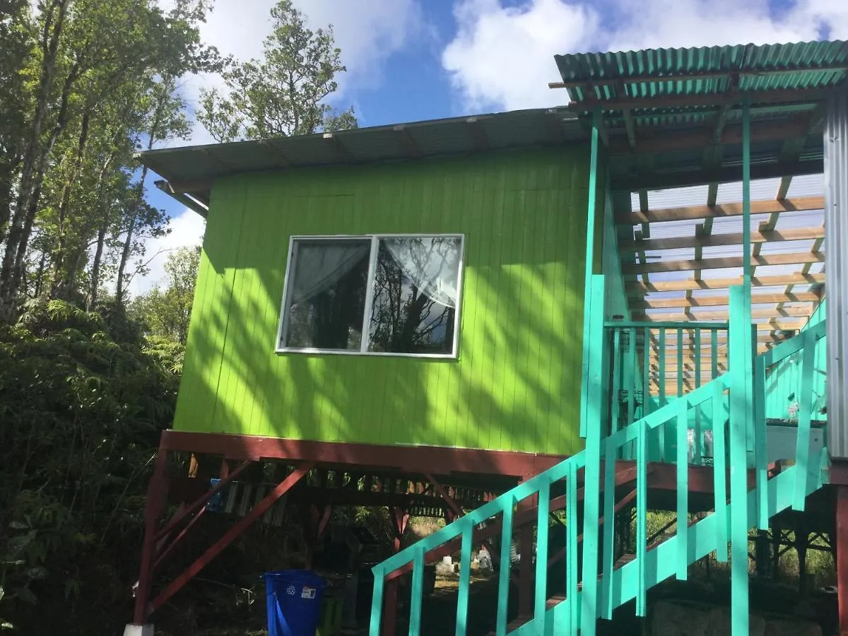 Aqua Room In Tropical Forest Between Hilo And Volcano Mountain View 0*,