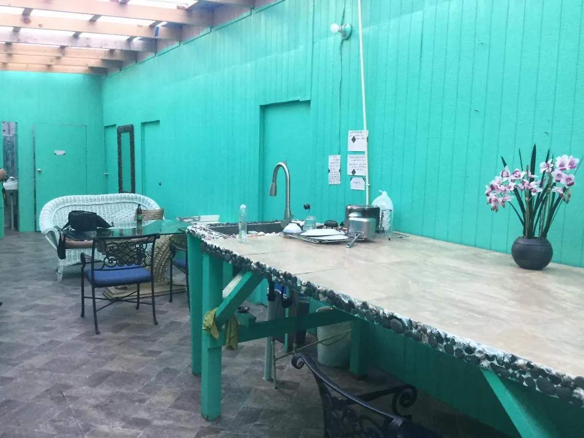 Aqua Room In Tropical Forest Between Hilo And Volcano Mountain View 0*,